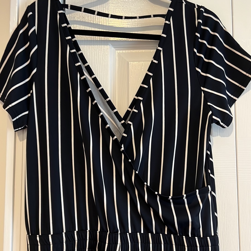 Trovare - Deep V In The Front And Back Jumpsuit. - image 4